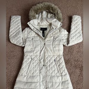 Women’s Moda International Puffer Jacket Size small